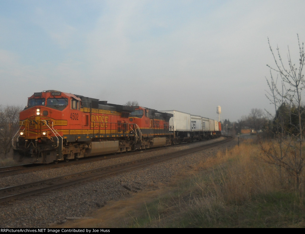 BNSF 4502 East